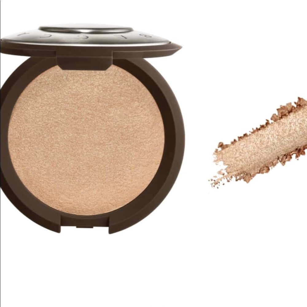 BECCA opal powder highlight